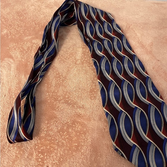Stylish Blue and Brown Patterned Men's Tie - Picture 4 of 7